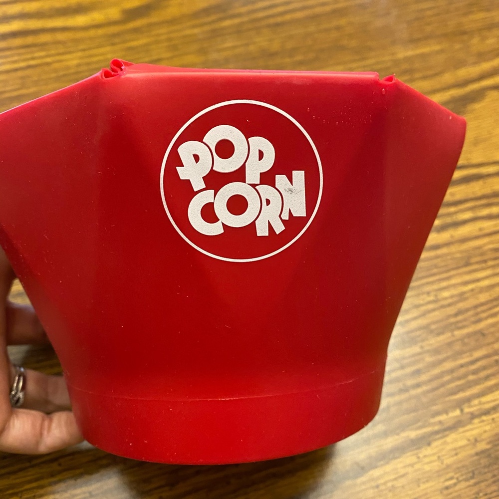 Chef'n PopTop Microwave Popcorn Popper